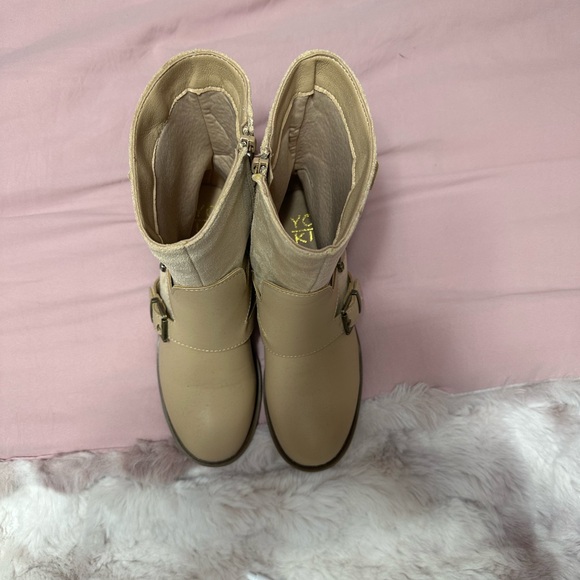 Yoki Darcy-10 Size 8 NWOT Beige Mid Boot - Picture 5 of 5